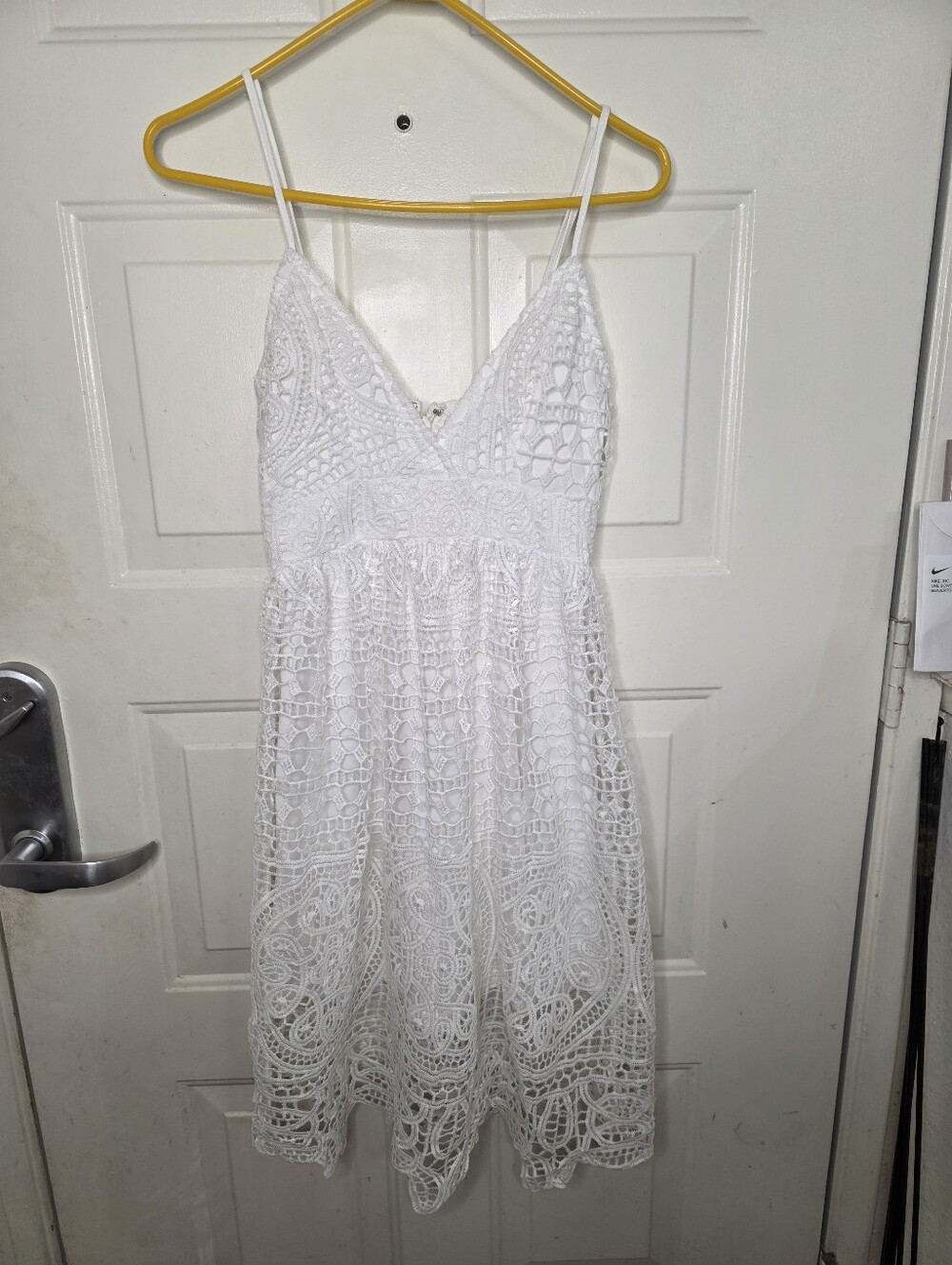 Charlotte‎ Russe White Lace Spaghetti Strap Mini Dress Size Small - Picture 2 of 8